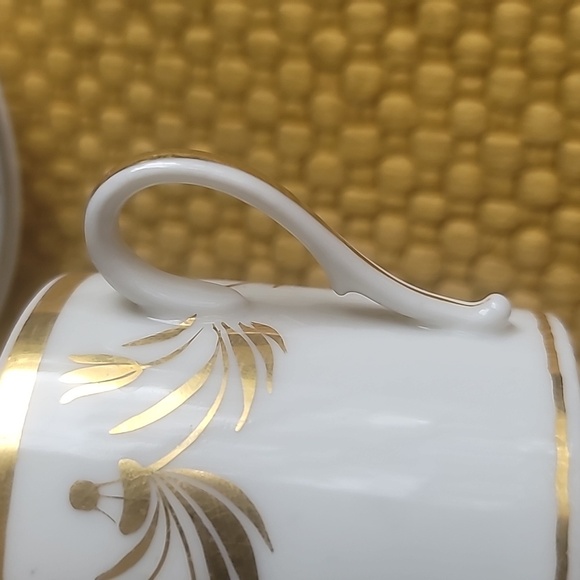 Vintage porcelain gold gilded coffee cup and saucer - Picture 8 of 11